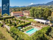 Prestigiosa villa in vendita Capannori, Italia