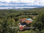 Prestigiosa villa in vendita Tuoro sul Trasimeno, Italia
