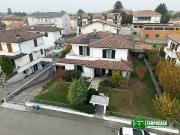 Prestigiosa villa in vendita Via Aldo Moro, Rottofreno,...