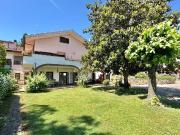 Prestigiosa villa in vendita Via del Fosso della...