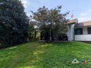 Prestigiosa villa in vendita Via della Resistenza,...