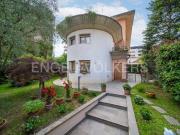 Prestigiosa villa in vendita Via Montecatini, 3, Busto...