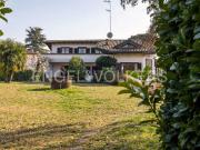 Prestigiosa villa in vendita Via Riale, 1, Castelletto...