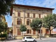 Prestigiosa villa in vendita Viale Iv Novembre, 65,...