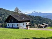 Prestigiosa villa San Valentino di Soprano von Prato...