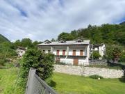 Prestigiosa Villetta a Schiera di 102 mq in vendita Via...