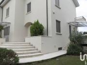 Prestigiosa Villetta a Schiera in vendita Via Molise,...