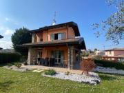 PRESTIGIOSA VILLETTA INDIPENDENTE A MONIGA DEL GARDA – A...