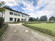 Prestigioso appartamento di 180 m² in vendita Via...