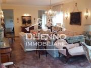 Prestigioso appartamento di 200 m² in vendita Via...