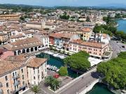 Prestigioso appartamento di 201 m² in vendita Via Porto...