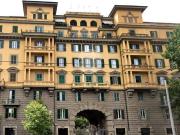 Prestigioso appartamento di 220 m² in vendita Via...