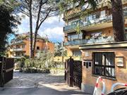Prestigioso appartamento di 260 m² in vendita Via...