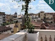 Prestigioso appartamento di 270 m² in vendita Via Frà...