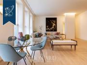 Prestigioso appartamento in vendita Milano, Italia