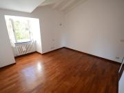 Prestigioso appartamento in Via Montallegro