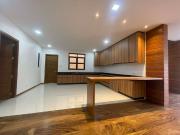 Prestigious 5BR House with Clubhouse & Pool Access | QC Gio