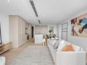 Prestigious Apartment with 106m2 north facing terrace