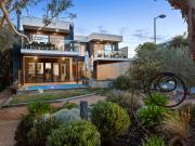 Prestigious Home in Elite Position
