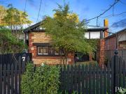 Prestigious living in a tightly held pocket of College Park