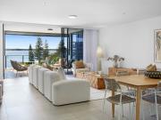 Prestigious Waterfront Living Prized N/E Aspect,...