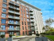 Prestwich, Longfield Centre, Manchester, 1 Bedroom Flat