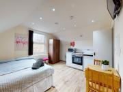 Pretty Flat In Willesden Green Book A Viewing!