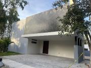 Venta Casa Yucatán Country Club en Mérida, Yucatán