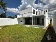 PREVENTA de casa 4 habitaciones en Privada con amenidades