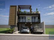 Casa con Doble Altura y Roof Garden en Privada | Ideal...