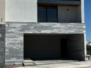 VENTA DE CASA EN ALTO LAGO