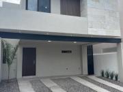 PREVENTA DE CASA EN FRACC RIALTO PUEDE ELEGIR ACABADOS...