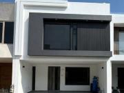 PREVENTA DE CASA EN LA ANTIGUA CEMENTERA – 4 RECÁMARAS,...