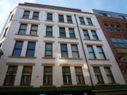 Price £1,300 pcm Under Offer
