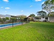 Price reduction* Charming Family Home with Pool in Prime...