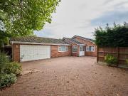 Priesthills Road, Hinckley LE10, 3 bed detached house to...