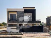 Prime 14 Marla Designer Corner House In Ideal Location