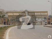Prime 240 Sq Yards Residential Plot for Sale in Naya...