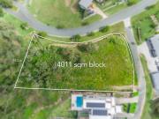 Prime 4,011m² Corner Block in Prestigious Huntington Downs