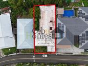 Prime 725 Square Meter Lot with View in Maria Luisa for Sale