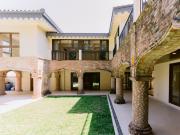 PRIME CORNER HOUSE in AYALA ALABANG with SPRAWLING LOT...