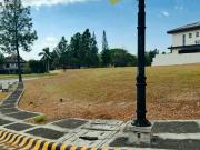 Prime Corner lot near main gate in Portofino South Las...