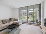 Prime Doncaster Apartment – Stylish & Secure Living