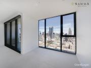 Prime Furnished 2 Bed in Melbourne's Vibrant CBD Edge