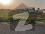 Prime Investment! 1 Kanal Beautiful Location Plot for...