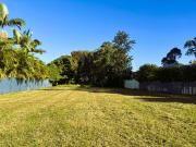 Prime Land Opportunity at 40 Bay Drive 607m²