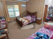 Prime locatin house, aesthetically constructed f 11/1