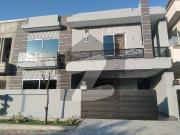 Prime Location 10 Marla House Available For Sale In Top...