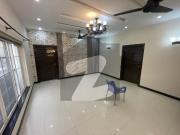 Prime Location 10marla 4bedrooms House Available For... Prime Location 10marla 4bedrooms House Available For...