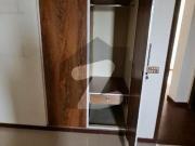 Prime Location 1550 Square Feet Flat In Clifton Block 1...